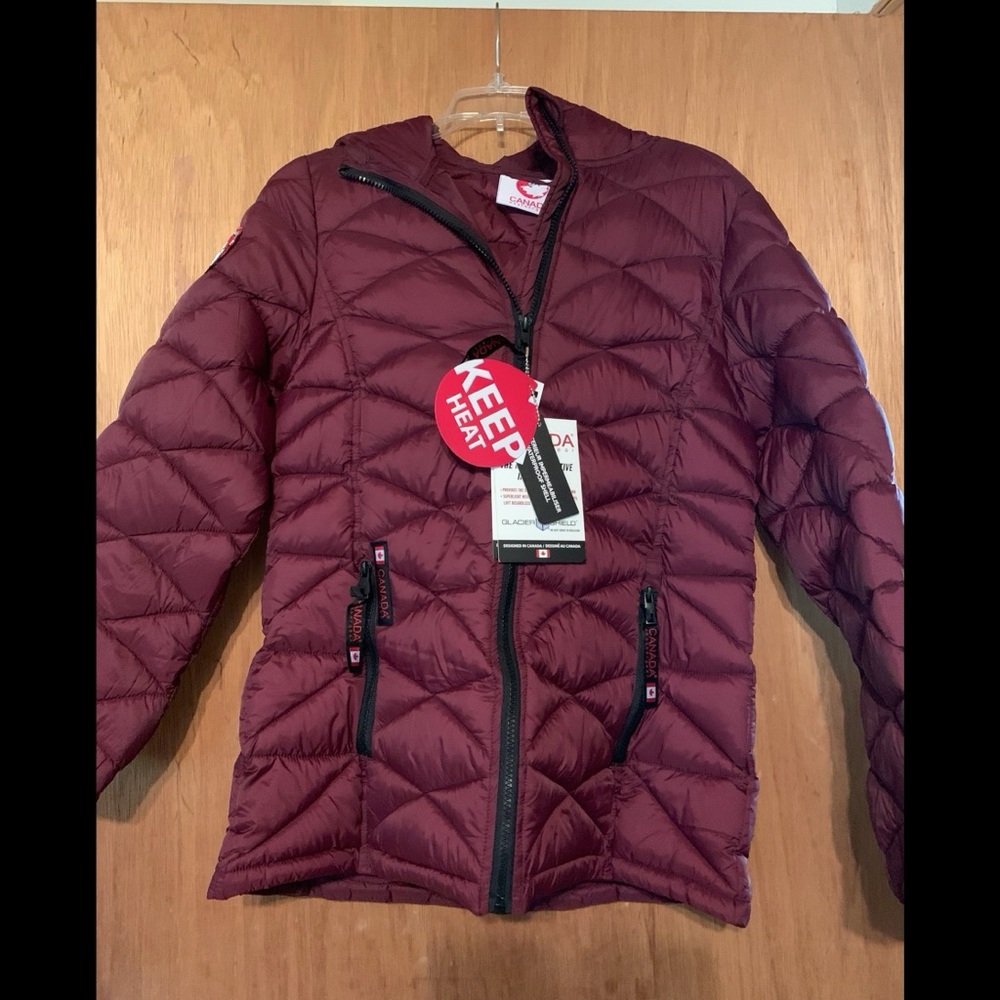 Canada weather gear, medium, maroon